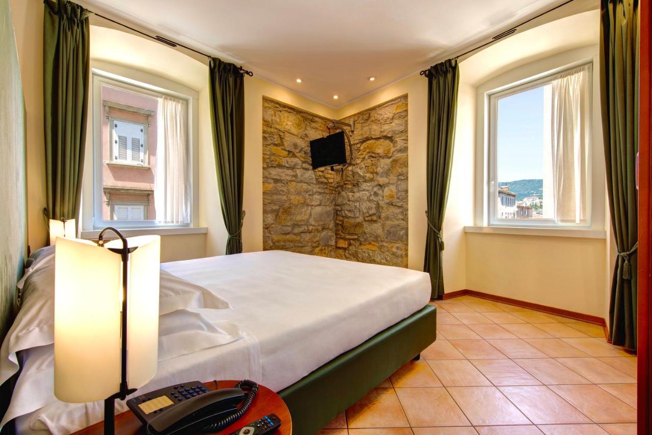 Residence San Giusto Триест Экстерьер фото