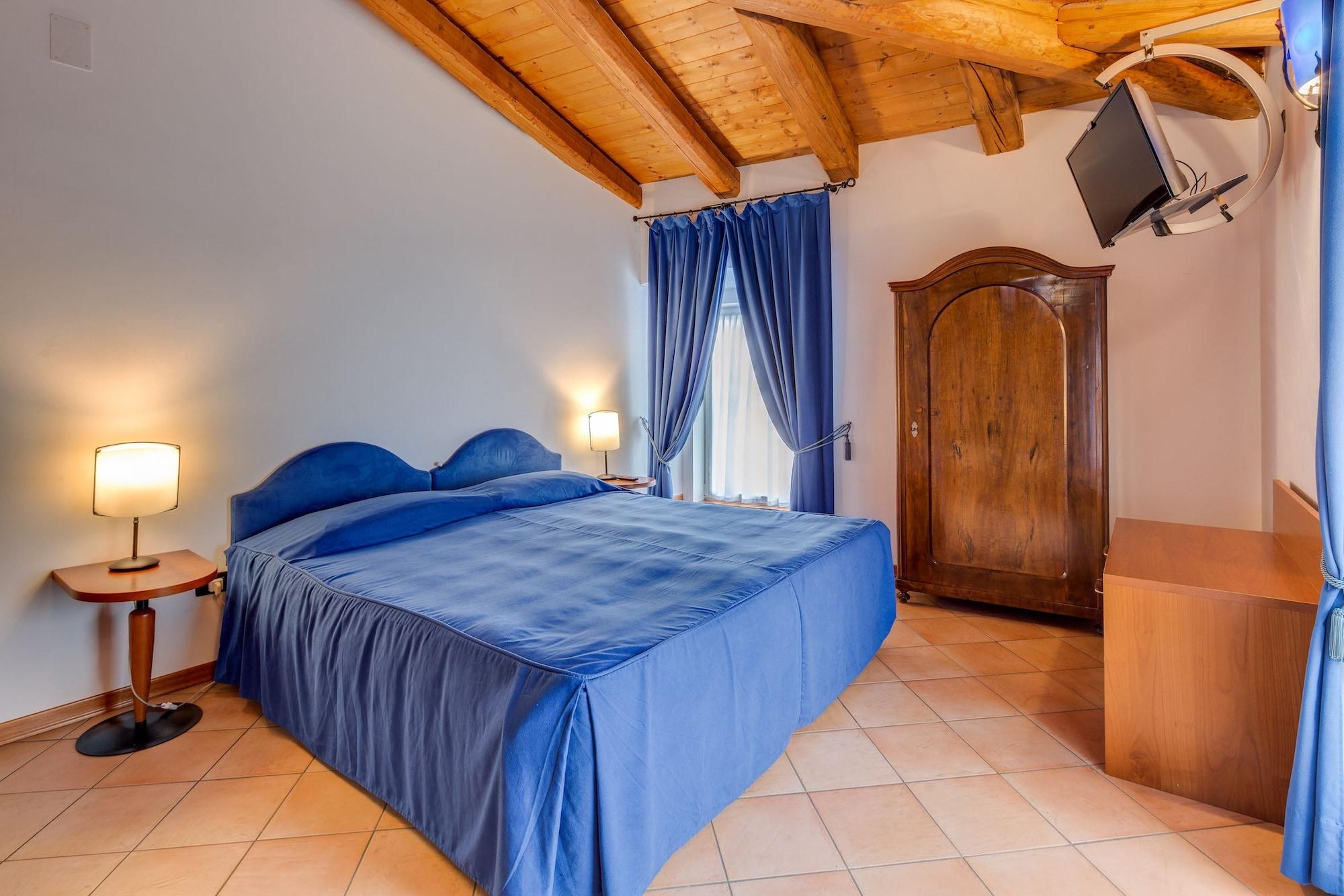 Residence San Giusto Триест Экстерьер фото